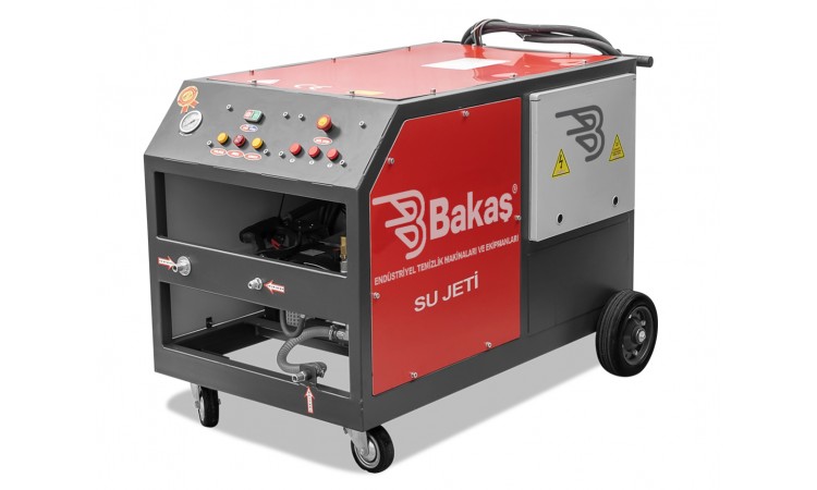 Endüstriyel Temizlikte Su Tasarrufu: Yöntemler ve Faydaları